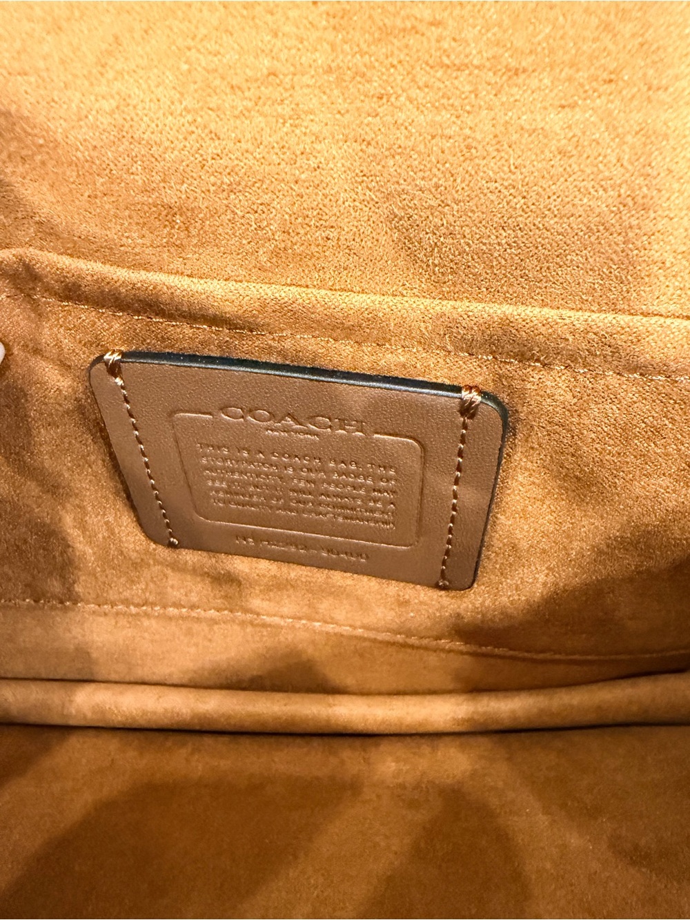 Coach Multi-Panel Crossbody with Gold Chain Trim - Picture 5 of 14